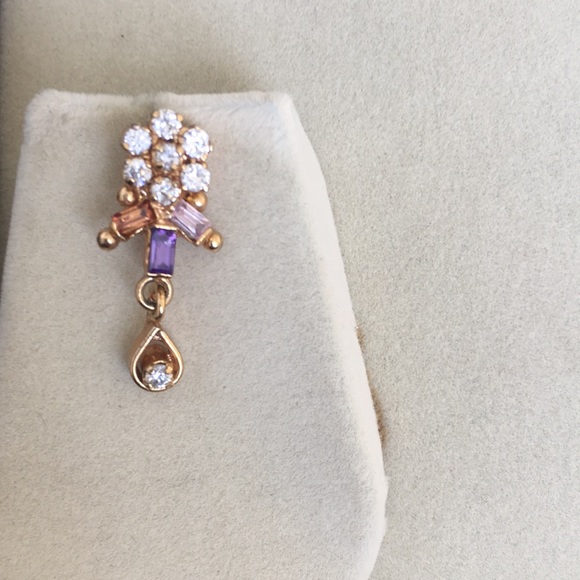 Jewelry - Picture 2 of 4